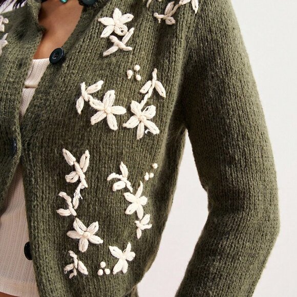 Olive Green Casual Women's Floral Embroidered Button-Up Cardigan - Picture 7 of 8